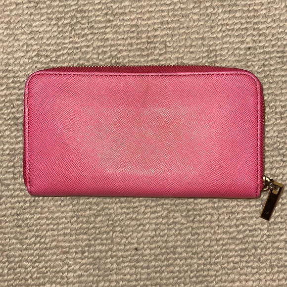 Tory Burch zip wallet - Picture 2 of 7